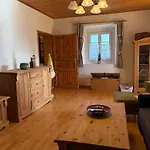 Апартаменти Uriges Mit Blick Auf