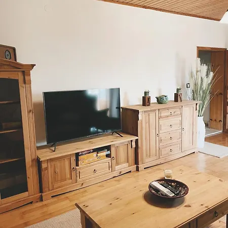 Uriges Mit Blick Auf Apartment