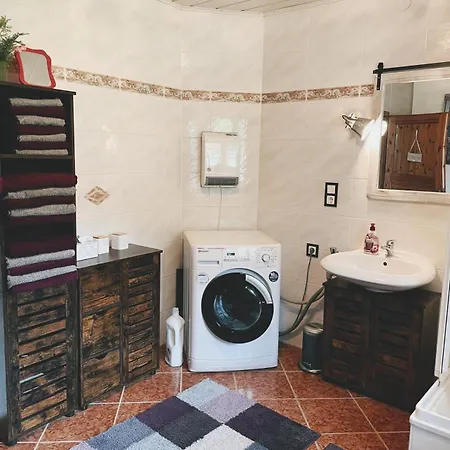 Apartment Uriges Mit Blick Auf Graz