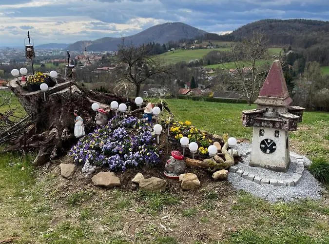 Uriges Mit Blick Auf *
