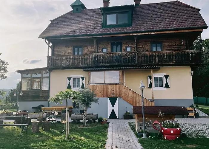 Uriges Mit Blick Auf * גראץ