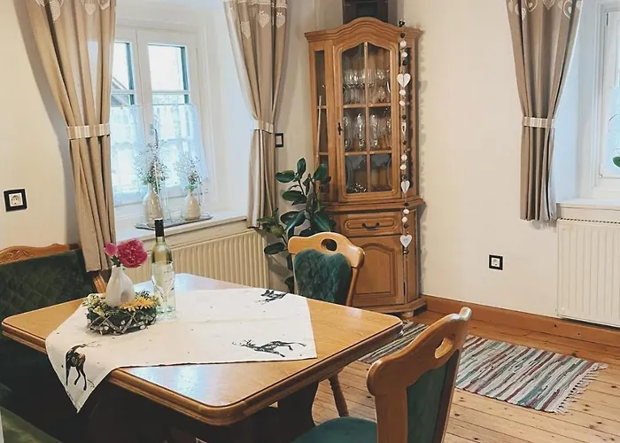 Uriges Mit Blick Auf Апартаменты